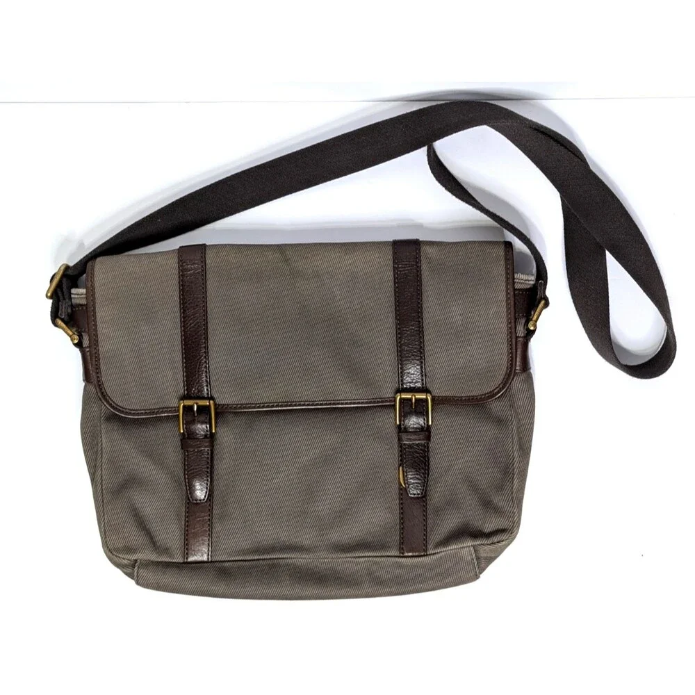 Fossil Estate City Gray Canvas Leather Accents Messenger Bag 12”x 9”